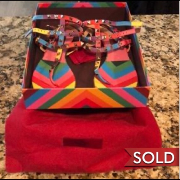 Valentino Garavani Shoes - Authentic Valentino Garavani  True size es 38.5